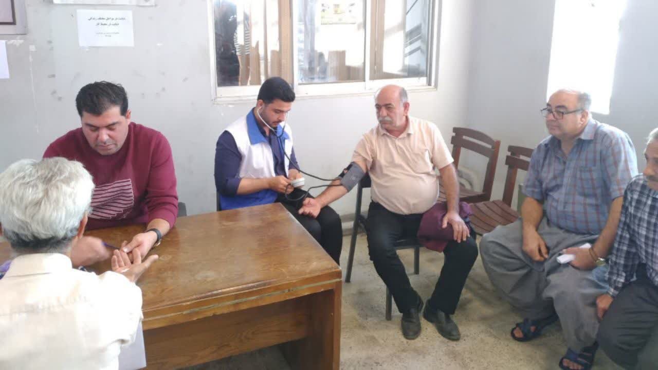 عظیمی: طرح سلامت رانندگان ترانزیت در آستارا با معاینه ۱۲۰ نفر اجرا شد عظیمی: طرح سلامت رانندگان ترانزیت در آستارا با معاینه ۱۲۰ نفر اجرا شد