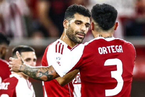 طارمي،المپياكوس،يوناني