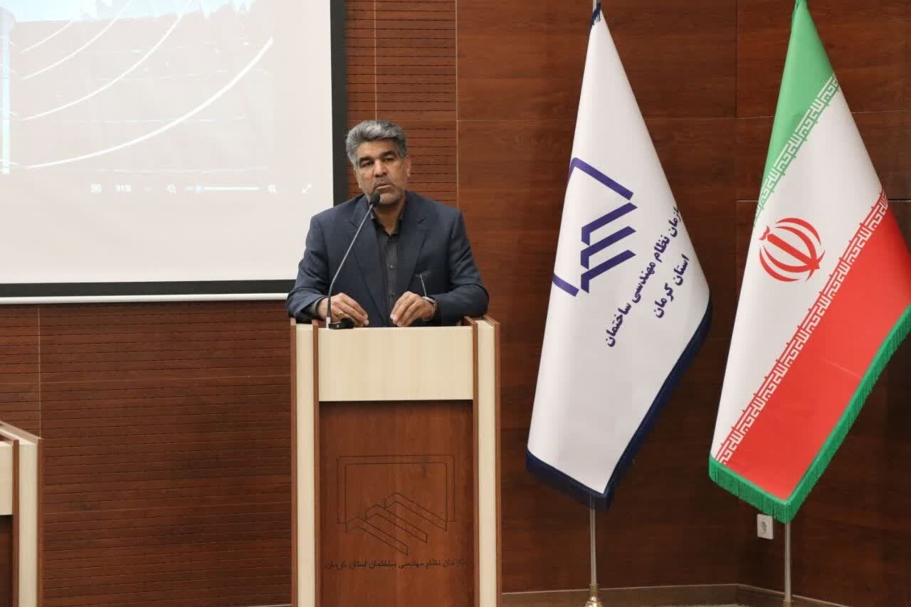 مدیر کل ثبت اسناد کرمان: قانون الزام؛ نظام حقوقی جدیدی ایجاد می‌کند