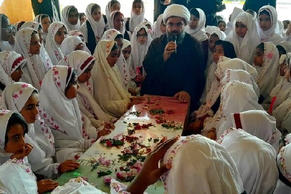 امام جمعه بندرلنگه: شهدا الگوی ایثار و وفاداری برای نسل امروز است