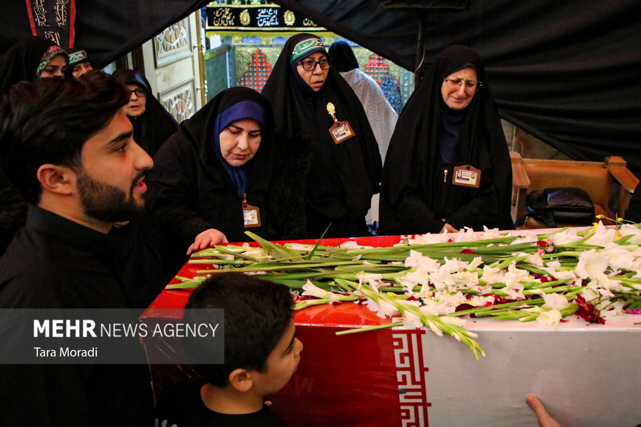 گردهمایی «زیر سایه مادر سادات» در رشت گردهمایی «زیر سایه مادر سادات» در رشت
