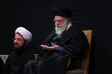 Ayetullah Hamanei'nin huzurunda matem merasimi