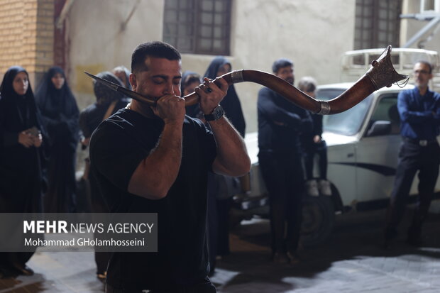 مراسم عزاداری فاطیمه در بوشهر- حاج حسین یکتا