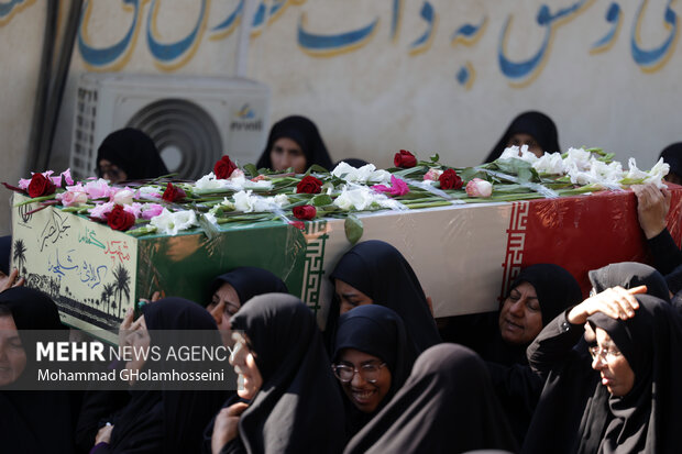 تشییع شهدای گمنام در بوشهر