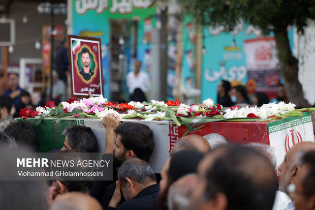 تشییع شهدای گمنام در بوشهر