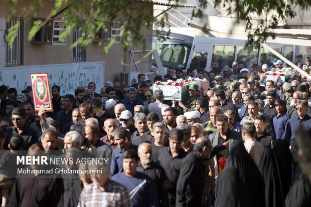 تشییع شهدای گمنام در بوشهر