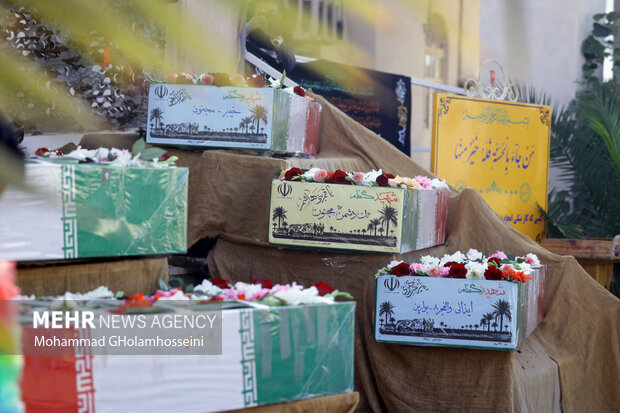 تشییع شهدای گمنام در بوشهر