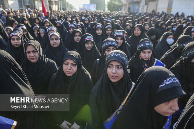 تشییع ۸ شهید گمنام دفاع مقدس در اهواز