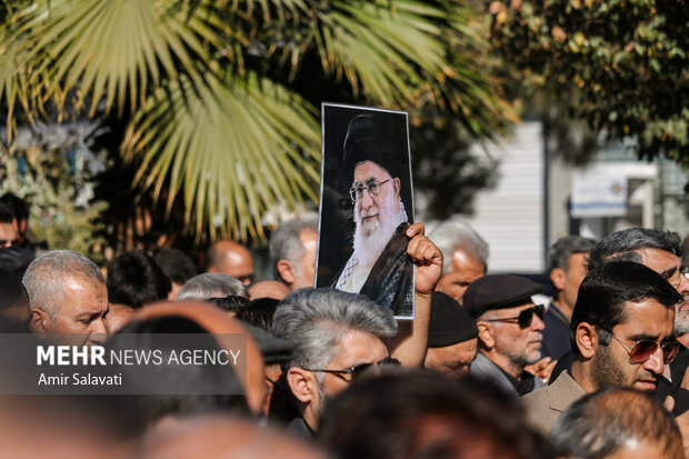 تشییع پیکر شهدای گمنام در سمنان