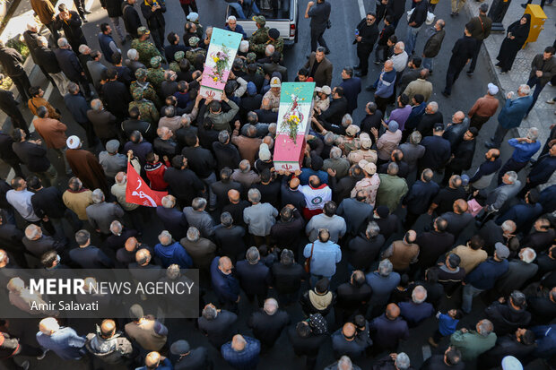 تشییع پیکر شهدای گمنام در سمنان