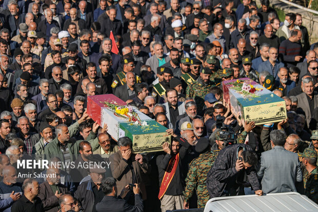 تشییع پیکر شهدای گمنام در سمنان
