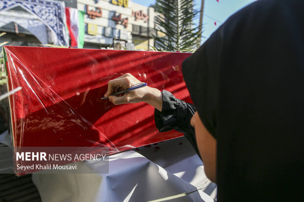 تشییع ۸ شهید گمنام دفاع مقدس در اهواز