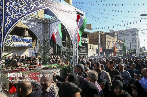 تشییع ۸ شهید گمنام دفاع مقدس در اهواز