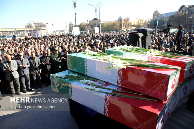 تشییع شهدای گمنام در همدان