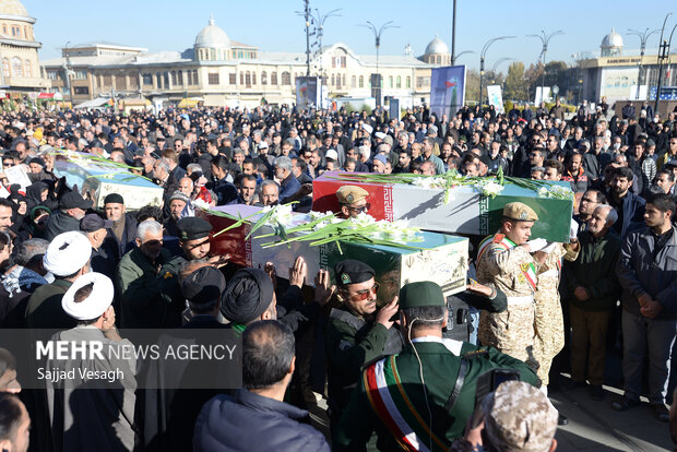 تشییع و تدفین شهید گمنام در همدان