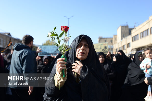 تشییع و تدفین شهید گمنام در همدان