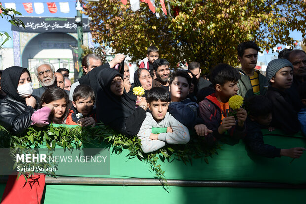 تشییع و تدفین شهید گمنام در همدان