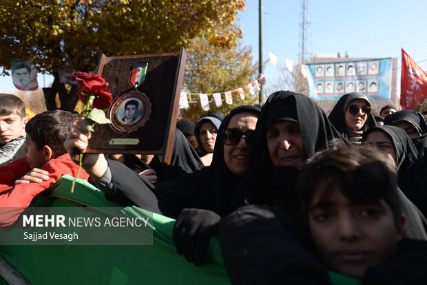 تشییع و تدفین شهید گمنام در همدان