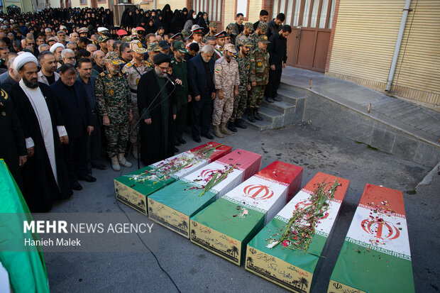 مراسم تشییع ۵ شهید گمنام گرگان