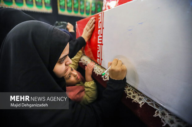 مراسم تشییع پیکر مطهر «شهدای خوشنام» در یزد