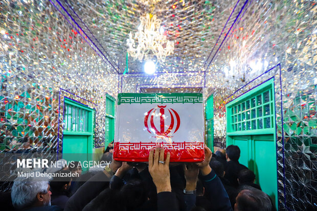 مراسم تشییع پیکر مطهر «شهدای خوشنام» در یزد