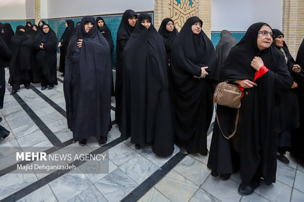 مراسم تشییع پیکر مطهر «شهدای خوشنام» در یزد