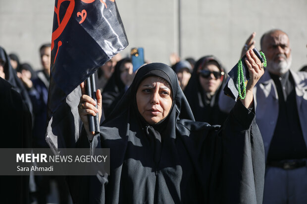 مراسم تشییع پیکر ۱۳ شهید گمنام دفاع مقدس در مشهد