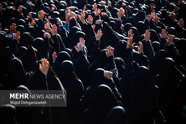 مراسم تشییع پیکر مطهر «شهدای خوشنام» در یزد