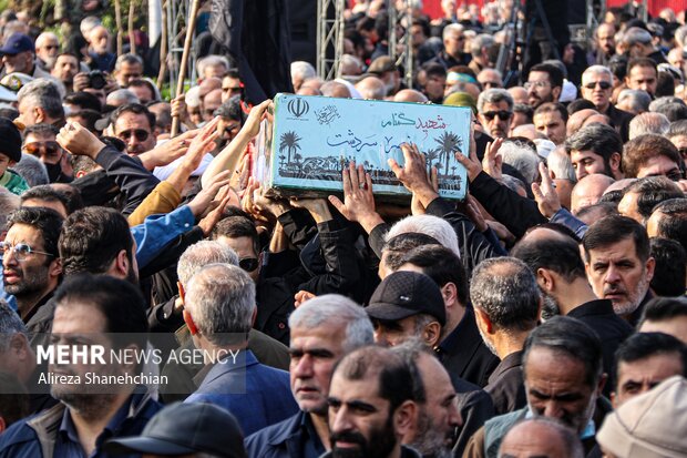 میزبانی پرشکوه گیلانیان از هفت شهید گمنام در اجتماع بزرگ فاطمیون رشت