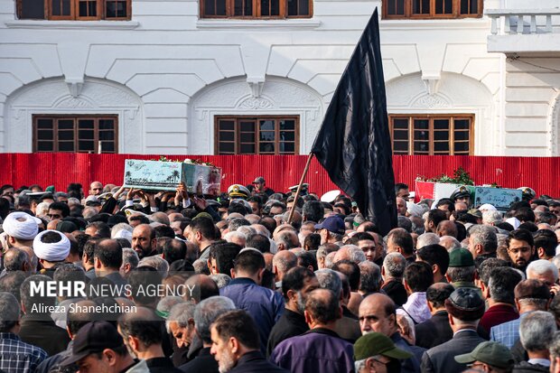 میزبانی پرشکوه گیلانیان از هفت شهید گمنام در اجتماع بزرگ فاطمیون رشت