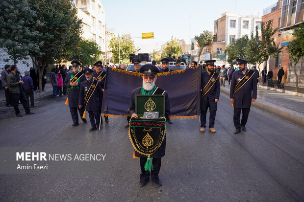 تشییع 12 شهید در شیراز