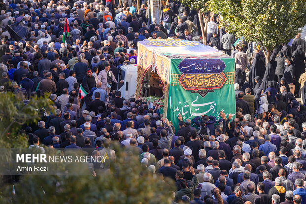 تشییع 12 شهید در شیراز