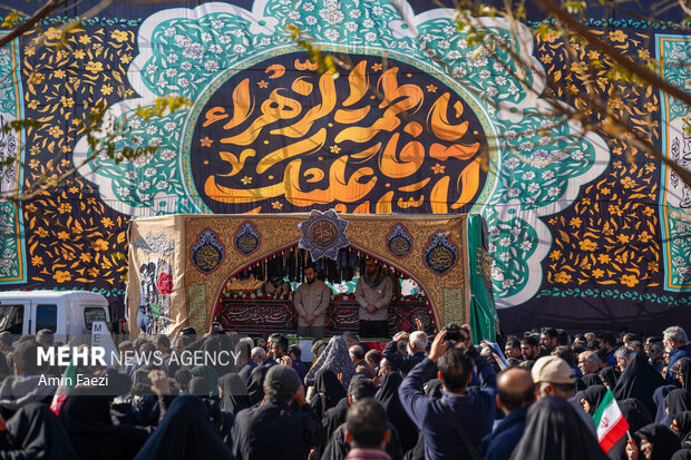 تشییع 12 شهید در شیراز
