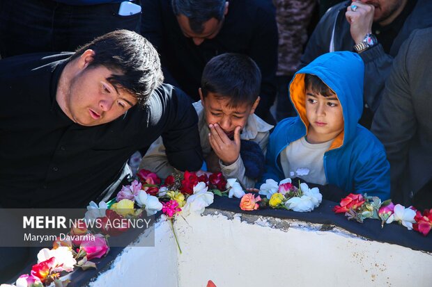 تشییع و خاکسپاری پیکر هشت شهید گمنام در بجنورد