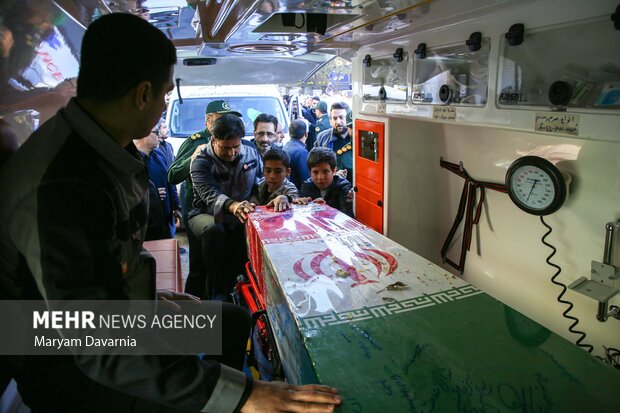 تشییع و خاکسپاری پیکر هشت شهید گمنام در بجنورد