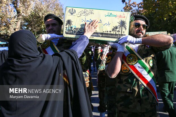 تشییع و خاکسپاری پیکر هشت شهید گمنام در بجنورد