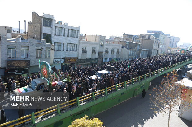 برگزاری آیین تشییع شهدای گمنام در اراک