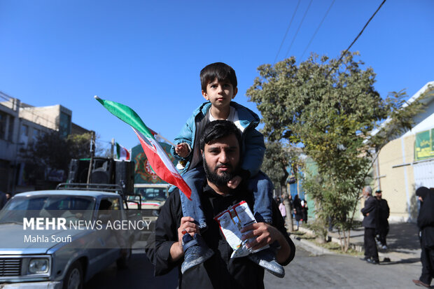 برگزاری آیین تشییع شهدای گمنام در اراک