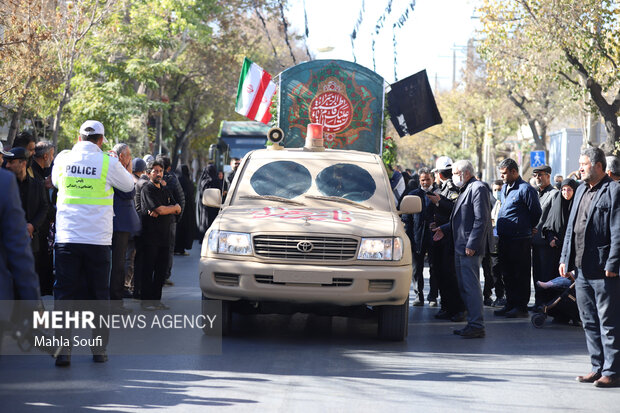 برگزاری آیین تشییع شهدای گمنام در اراک