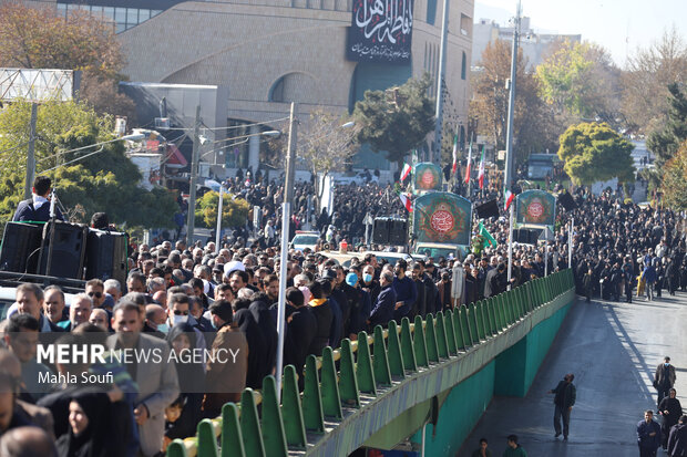 برگزاری آیین تشییع شهدای گمنام در اراک