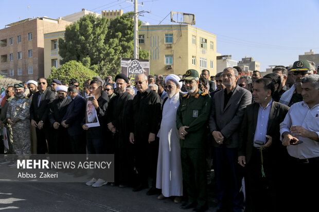 پیکر پاک ۱۴ شهید گمنام در بندرعباس