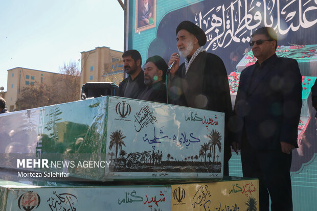 تشییع باشکوه 6شهید گمنام در شهرکرد بام ایران