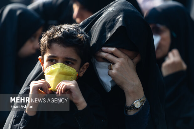 مراسم عزاداری شهادت حضرت زهرا (س) در میدان هفتم تیر