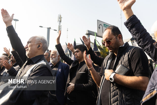مراسم عزاداری شهادت حضرت زهرا (س) در میدان هفتم تیر