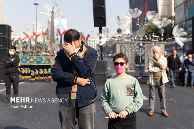 مراسم عزاداری شهادت حضرت زهرا (س) در میدان هفتم تیر