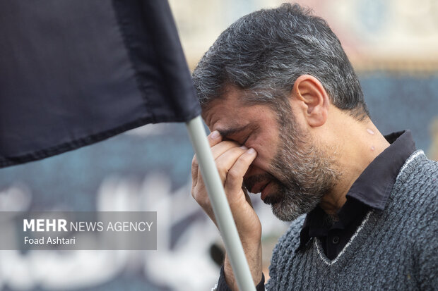 مراسم عزاداری شهادت حضرت زهرا (س) در میدان هفتم تیر