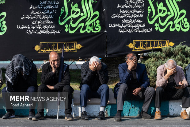 مراسم عزاداری شهادت حضرت زهرا (س) در میدان هفتم تیر