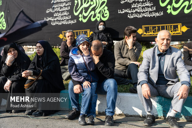 مراسم عزاداری شهادت حضرت زهرا (س) در میدان هفتم تیر