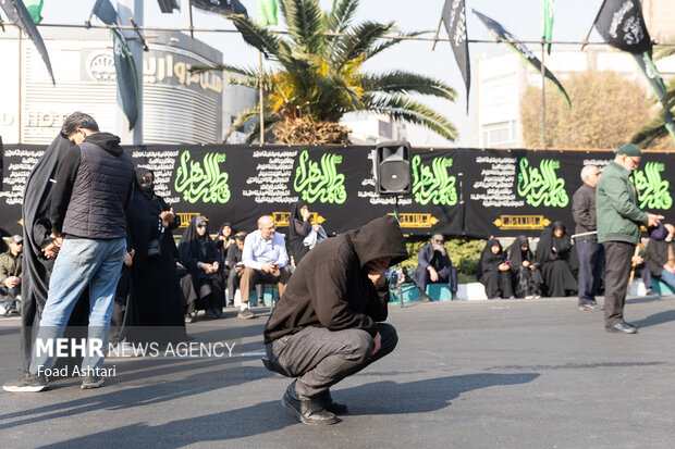 Martyrdom anniv. of Hazrat Zahra (AS) at Haftom-e-Tir Sq.
