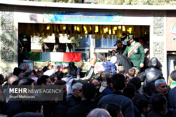 کرمانشاه در بدرقه هفت ستاره بی‌نشان